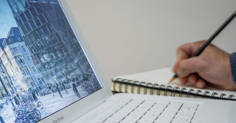 Specializes in content management solution web mobile cloud